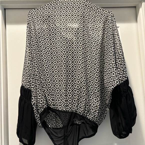 Intimately by free people long sleeve bodysuit size small - Picture 3 of 5